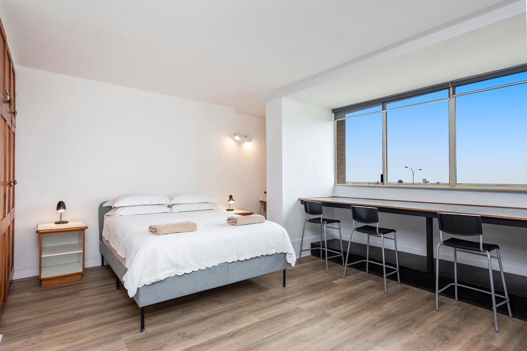 201 - With Ocean And Harbour Views Apartment